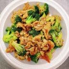 Best Chicken w. Broccoli in Indianapolis, IN